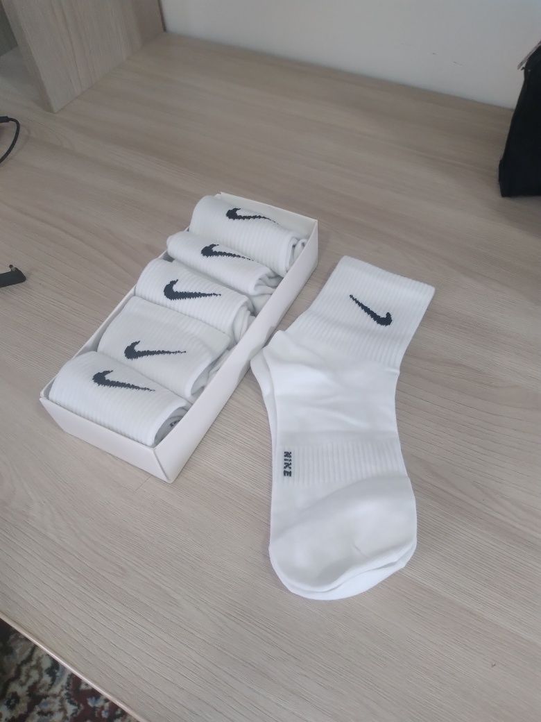 Носки Nike, Средние по размеру