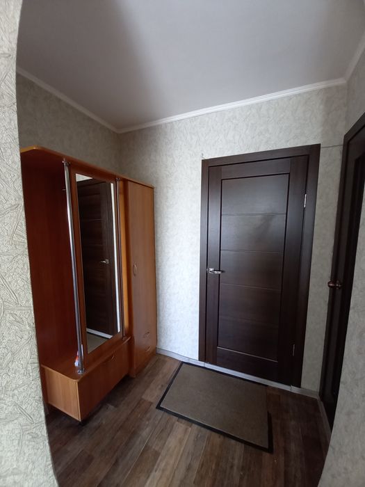 Продам 1 ком кв на 8мкр