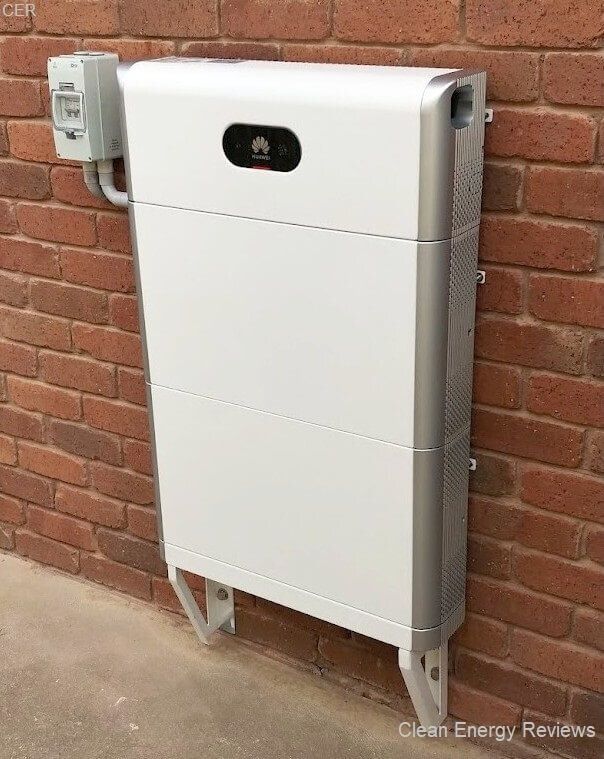 Батерия Huawei Luna 2000 5 E0 2 x 5kw = 10kw с проблем