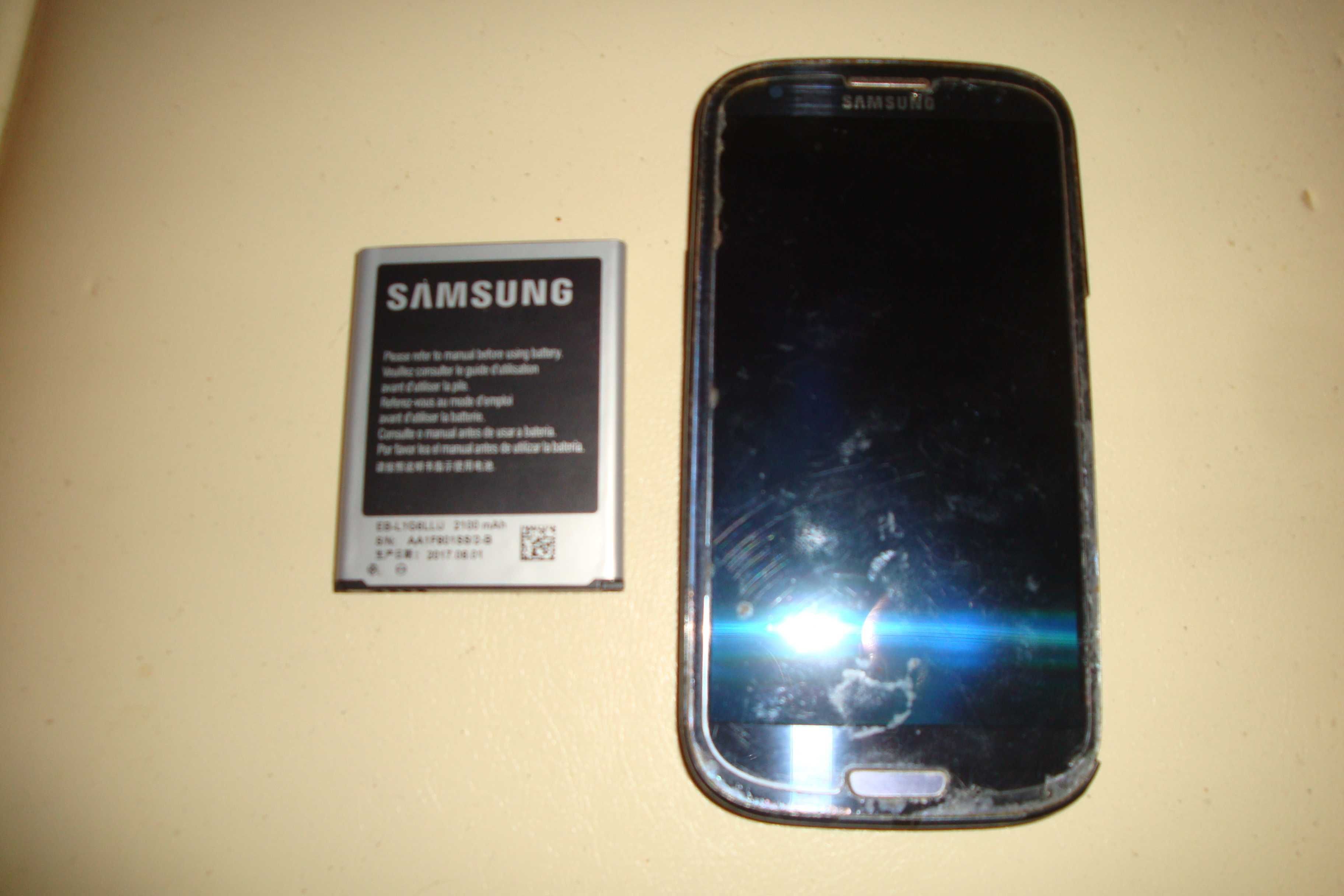 telefon samsung galaxy s3 defect husa si folie display