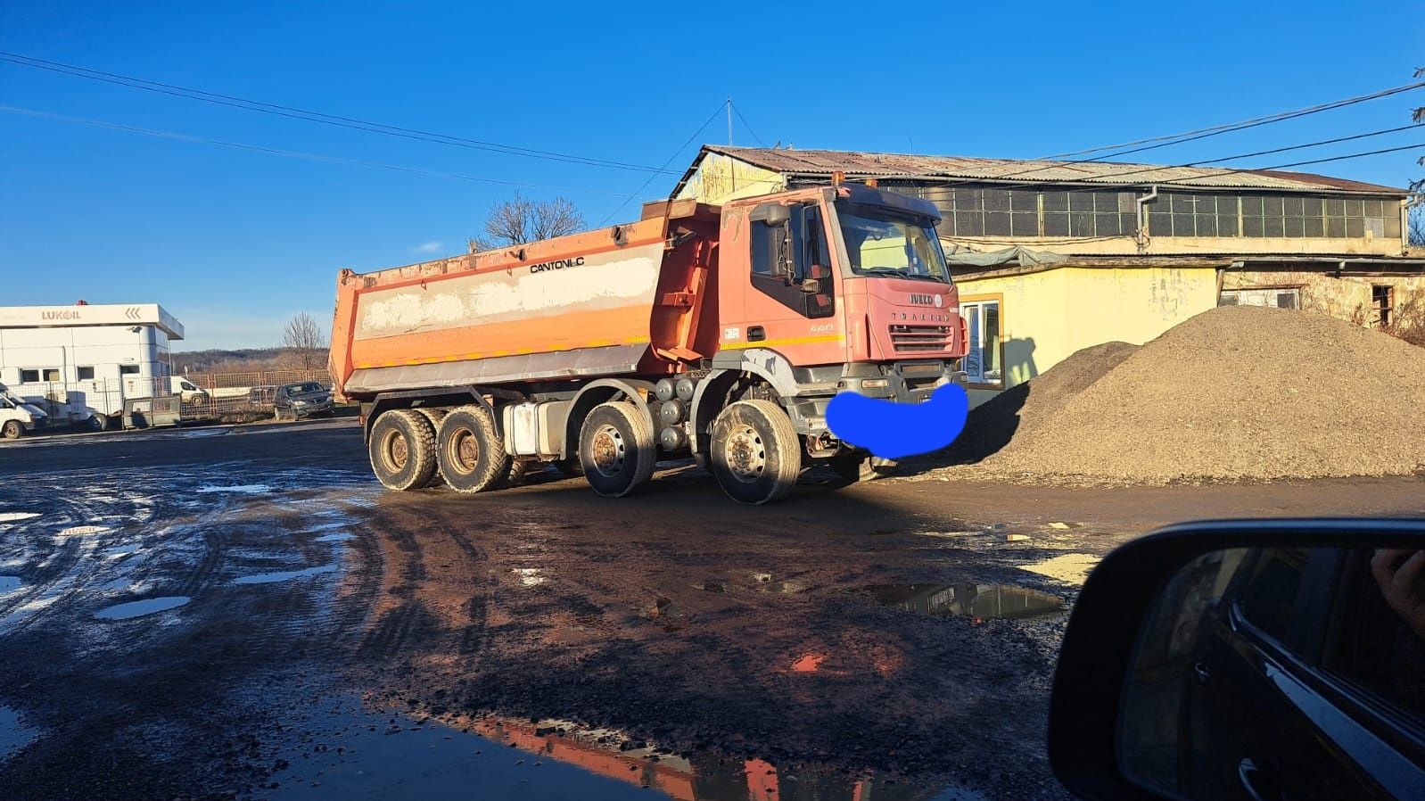 Vând  autobasculantă 8×4 an fabricație 2008