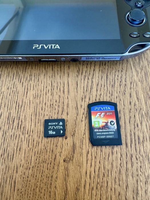 PS Vita 1003 OLED | Отлично състояние | Бартер