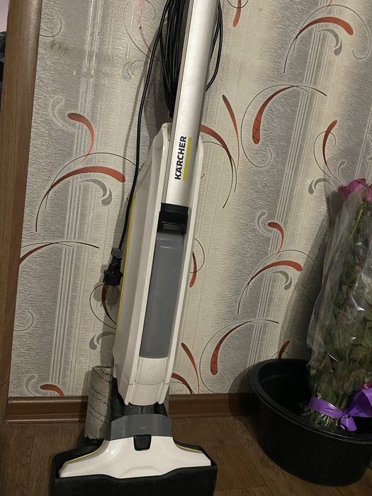 Продам электрошвабру  karcher fc5