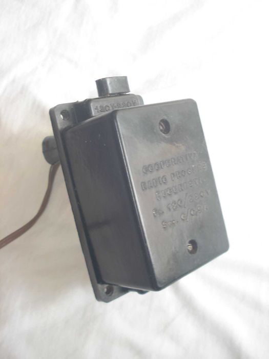 Transformator MASINA CUSUT  iluminat cusatura 220/6 V 0,9A