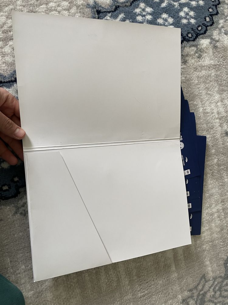 Qogʻoz Fayl papka. Listlar va xujjatlar solib yurish v.k