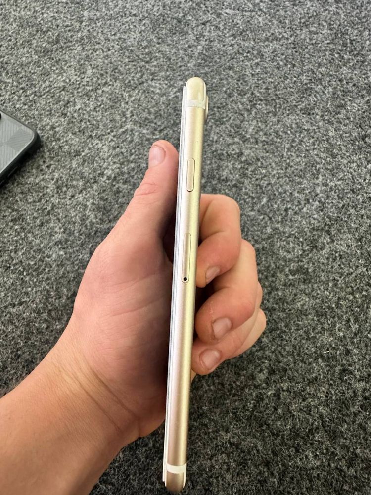 Iphone 7 ishlashi zor 700ming