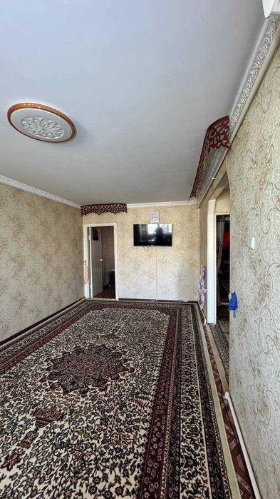 Ватний Ватний бозорча 4 қаватда 3 хонали квартира сотилади. ID: 1409
