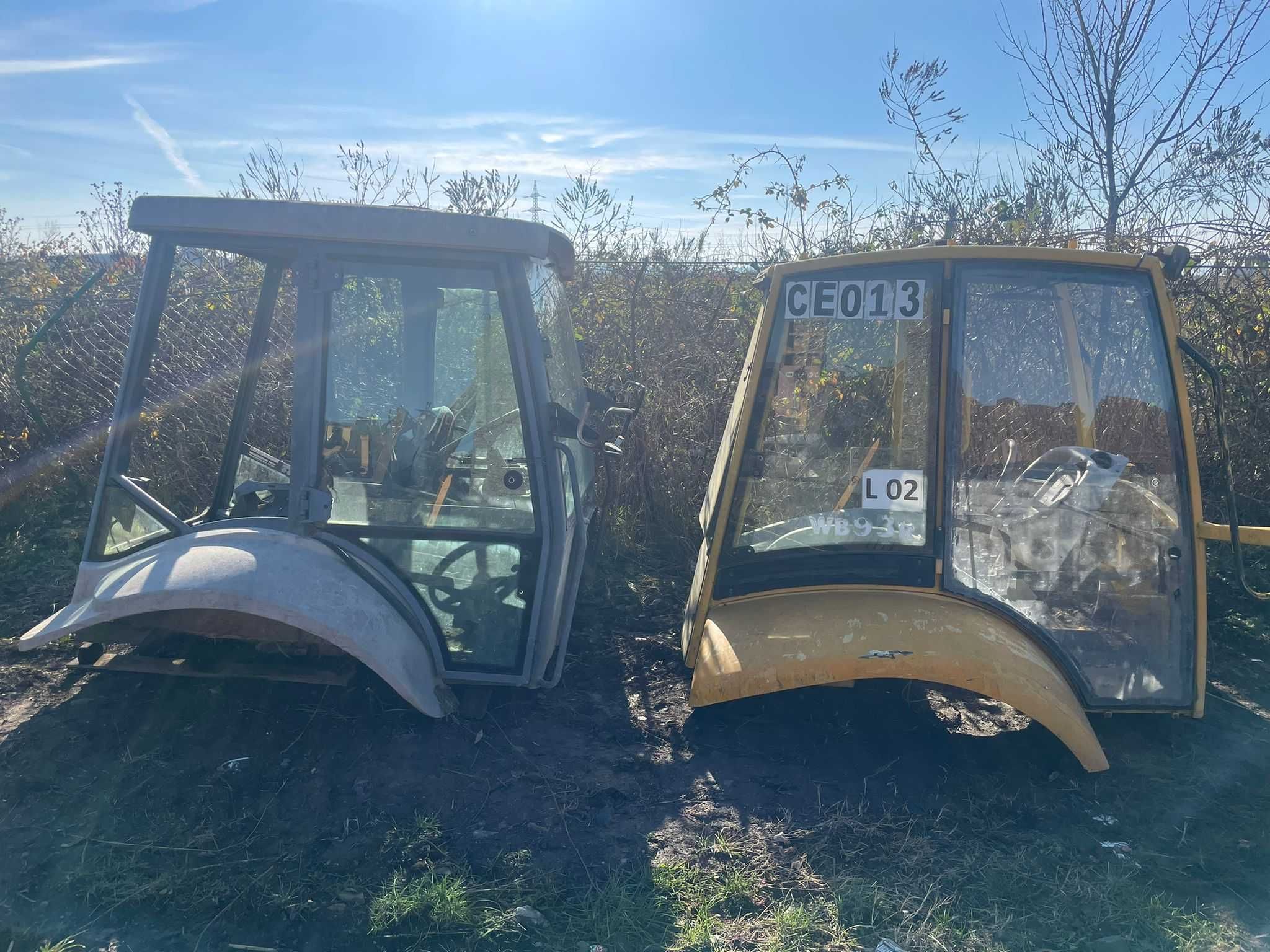 Cabina pentru buldoexcavator New Holland , Komatsu , JCB , Caterpillar