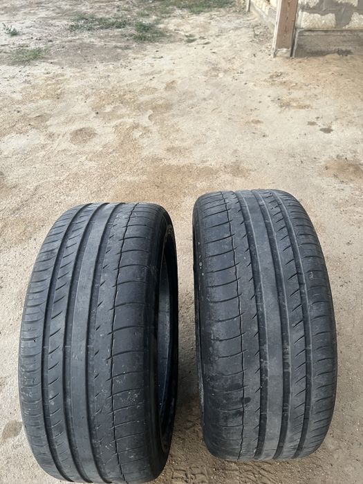 275/45/19 Michelin 2 шт