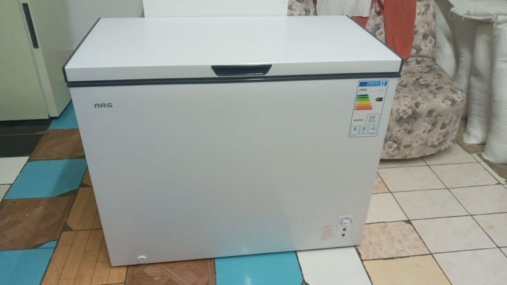 Продам морозильник