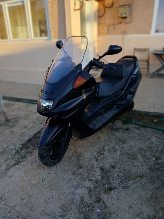 Vând sau schimb.  Preț 2700 lei neg