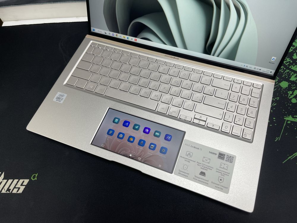 Ультрабук Asus ZenBook15-Core i7-10510U/16GB/SSD512GB/UHD Graphics