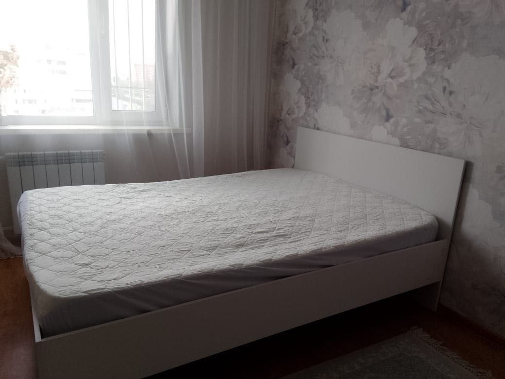 Продается кровать с матрасом