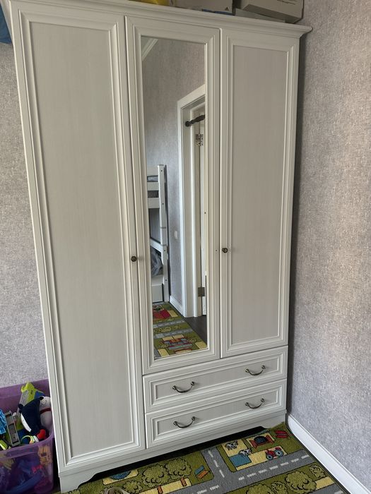 Продам детскую мебель