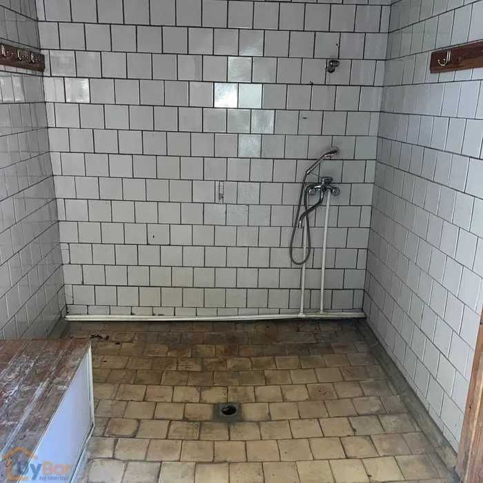 Срочно сдается дом-дача 3 комнаты,12 соток.Янгибазар.