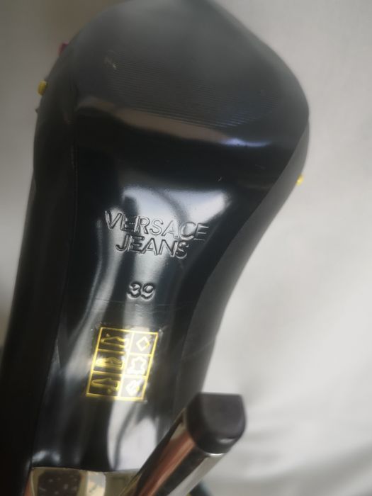 Versace Jeans, нови обувки, номер 39
