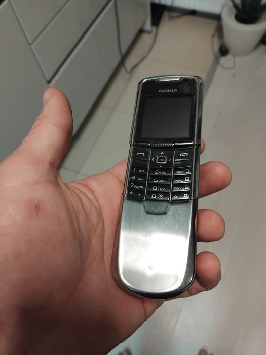 Nokia 8800 stare bună functional doar azi