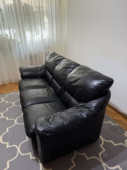 Set canapea + 2 fotolii din piele naturala neagra