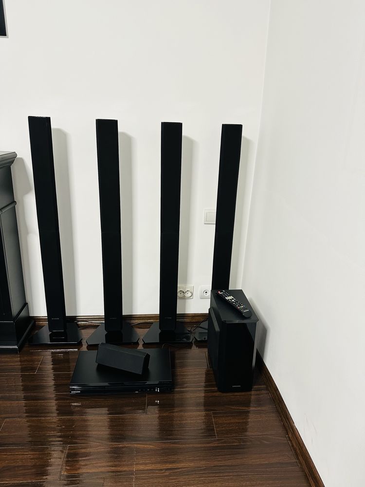 Home cinema 5.1 samsung SE VINDE UNRGENT LA CEL MAI BUN PRET