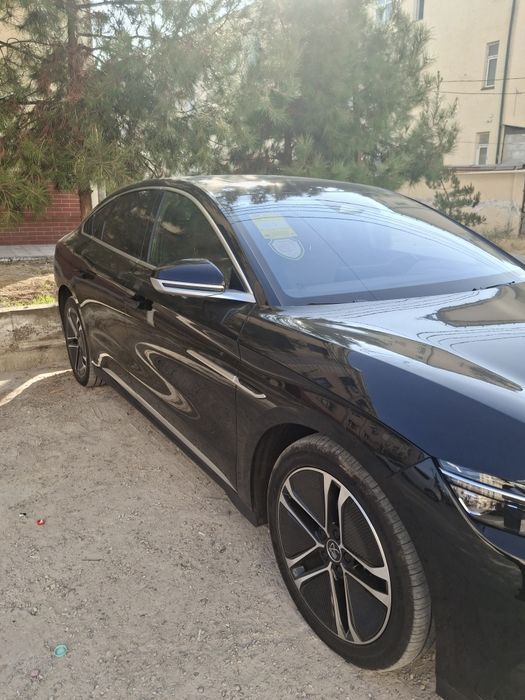 byd han  2023 yil 605km