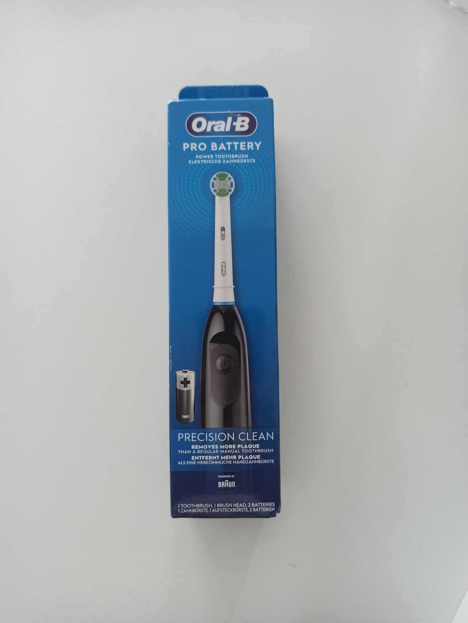 Periuta Noua de dinti, electrica Oral-B Advance Power, 9600 rpm, negru