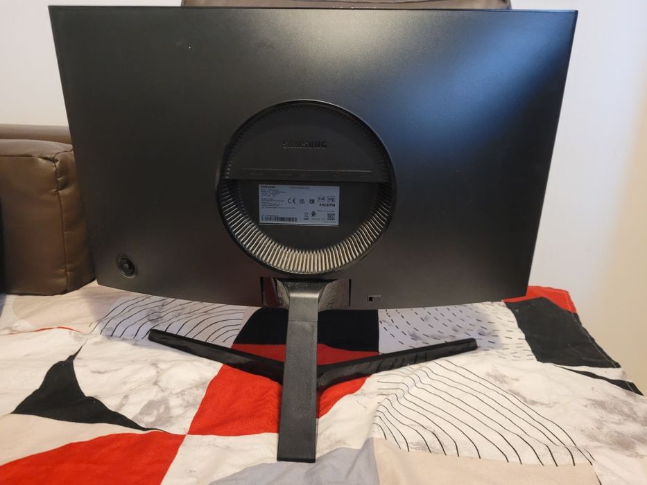 Monitor gaming curbat