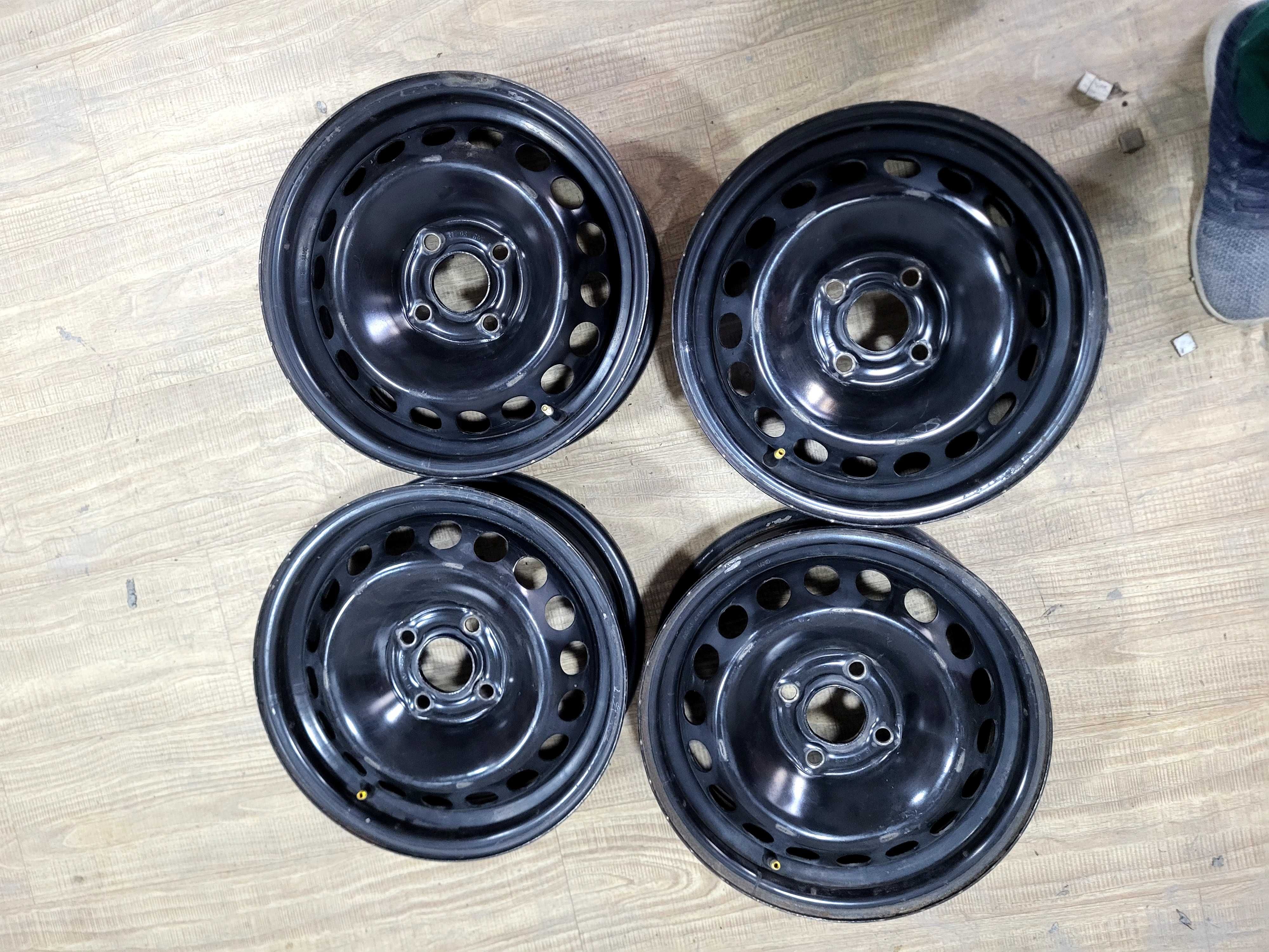 Cobalt diski satiladi R14 GM diski