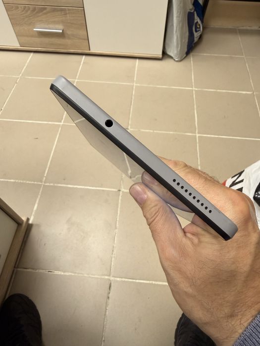 Таблет Lenovo Tab M8 (4- th Generation) 2024 4G 3/32gb 8”