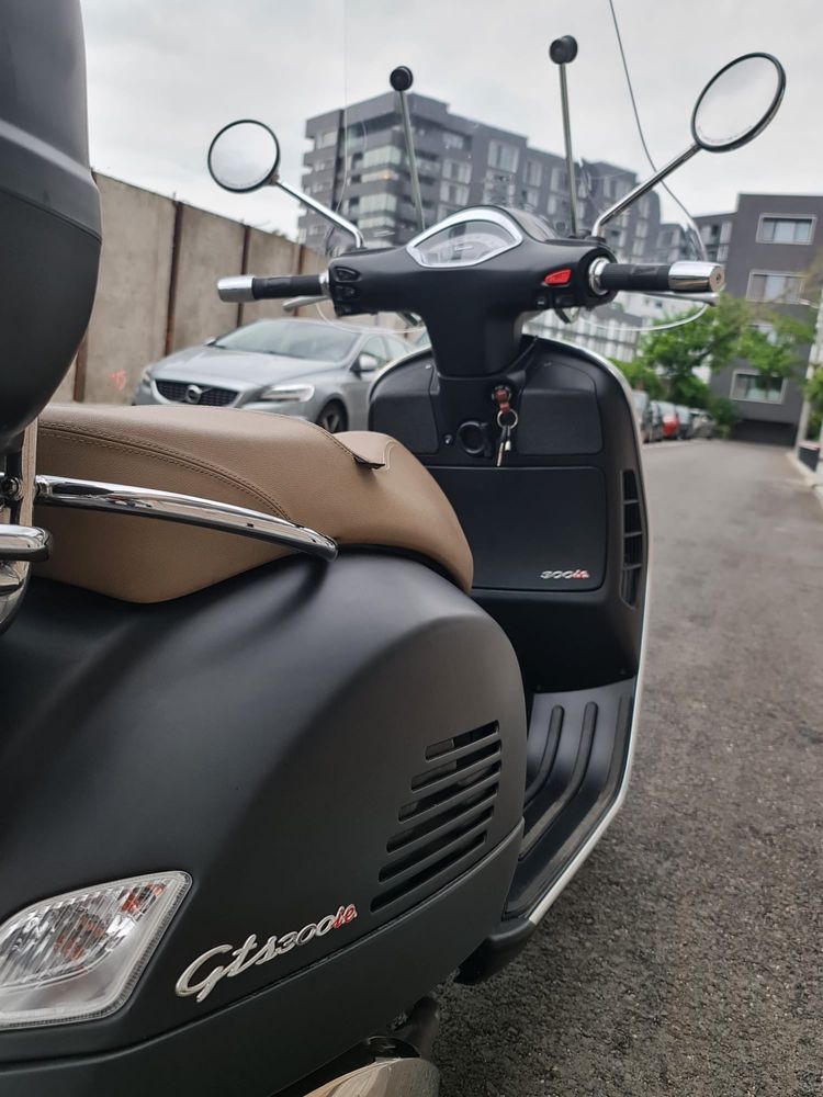 Vespa GTS 300 impecabil!