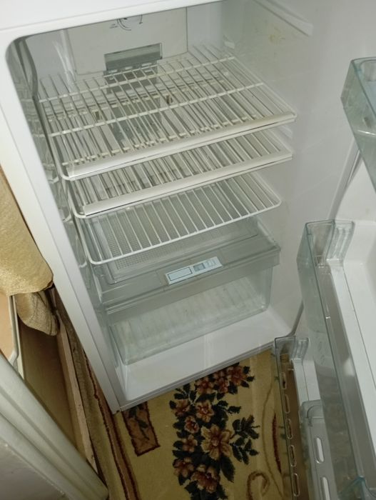 Холодильник елжи