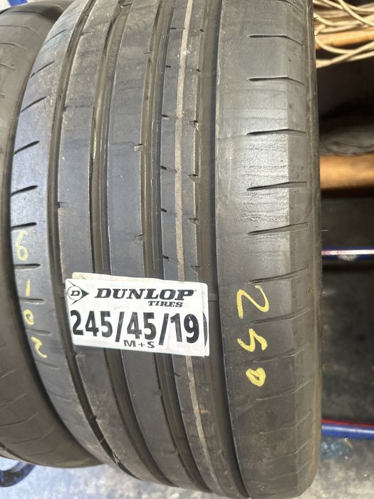 245/45/19 dunlop