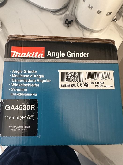 Flex Makita Nou in cutie cu priza de anglia