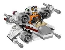 Set constructie LEGO STAR WARS seria 75032 - X-Wing Fighter
