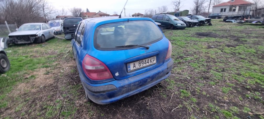 Nissan almera  1.5 I на части