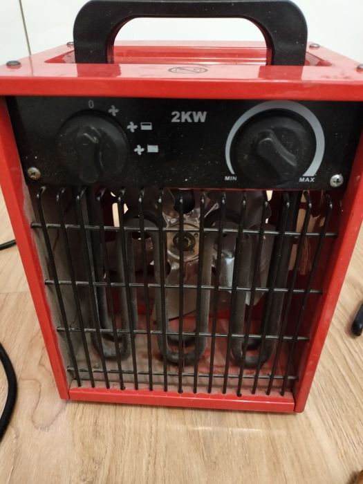 Vind aerotermă nouă, preț negociabil