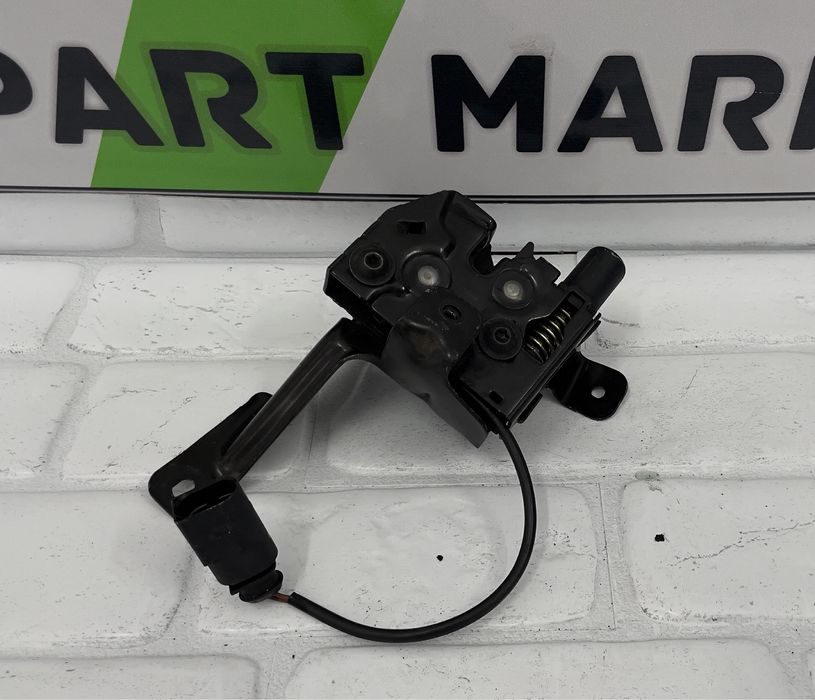 Брава преден капак AUDI A8 D4 4H0823509C