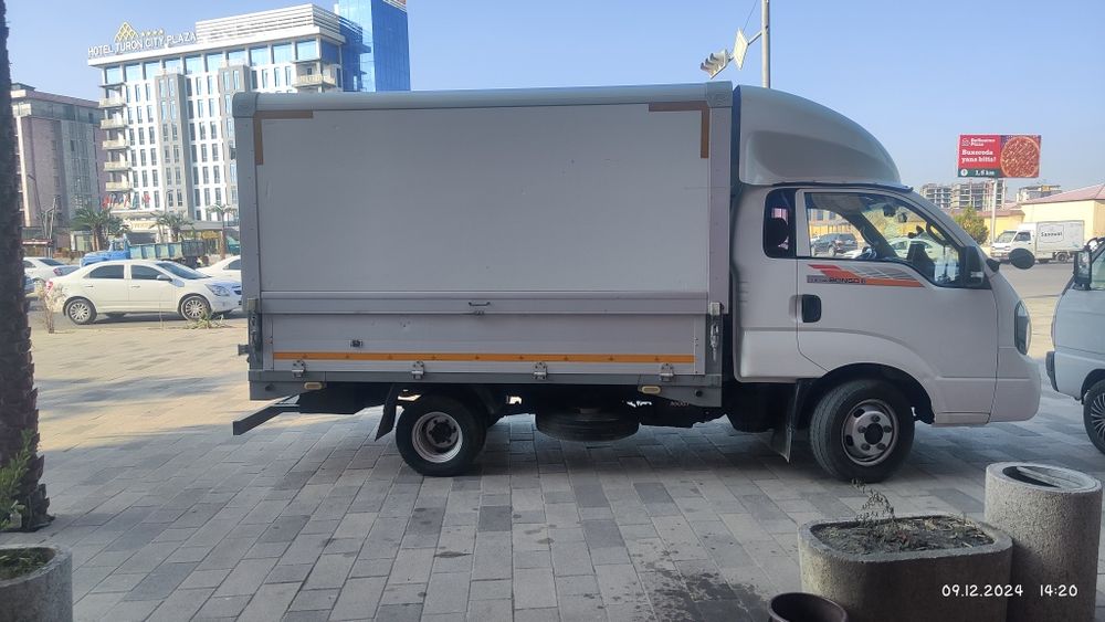 Kia bongo 3 2017/18 dizel polni radnoy 1.2 tonna