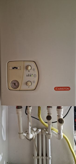 Centrala termica Ariston Uno