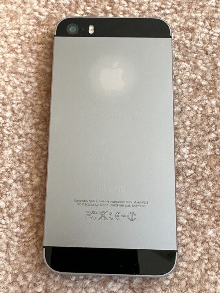 iPhone 5s 16 GB Negru