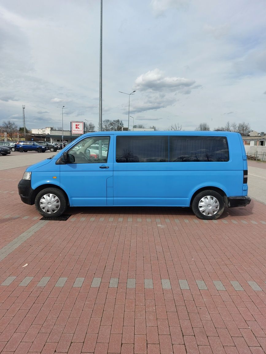 Volkswagen Transporter парти бус