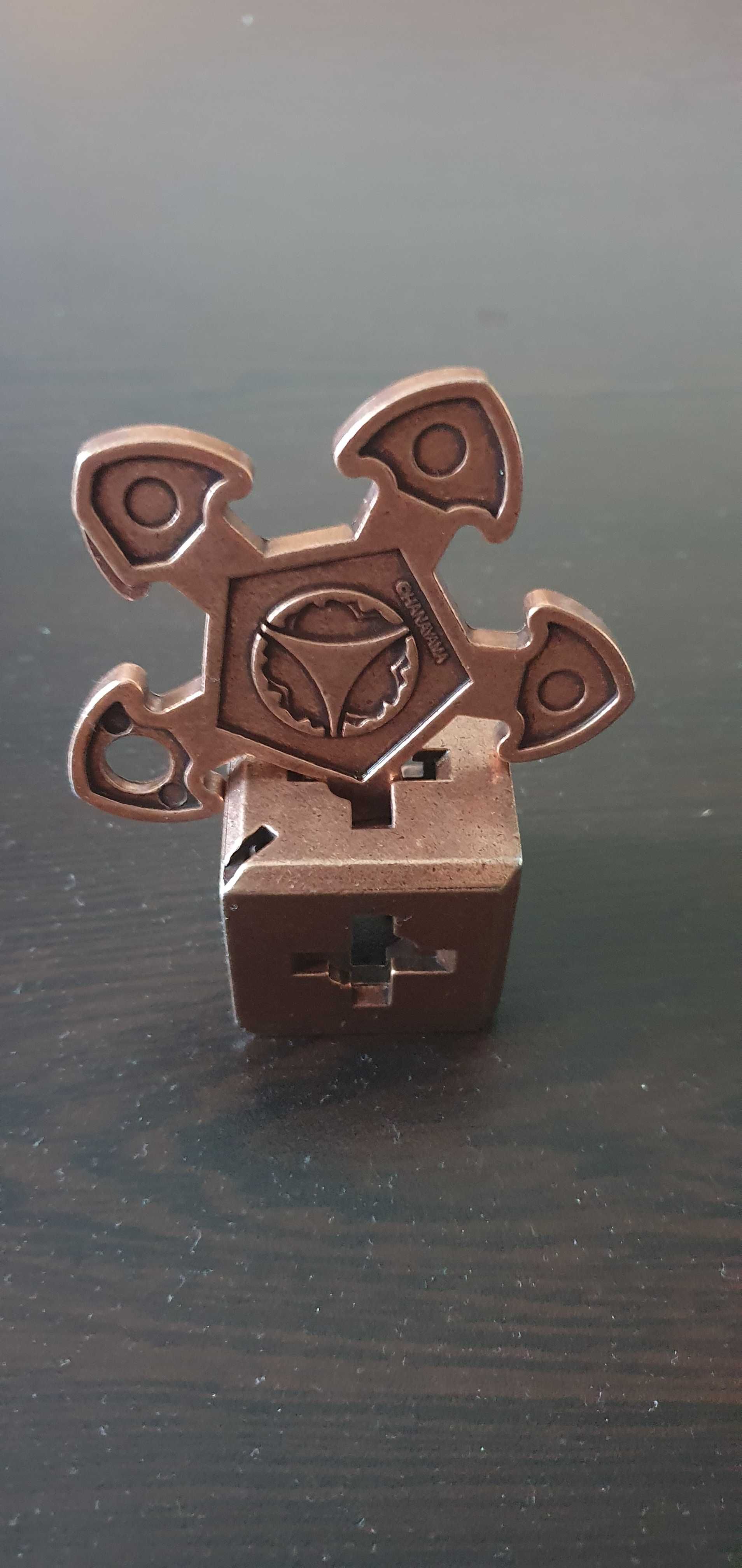 Puzzle metalic Hanayama Huzzle Cast