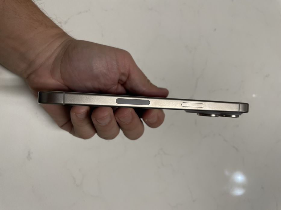 Iphone 15 Pro Max 512 gb ingrijit