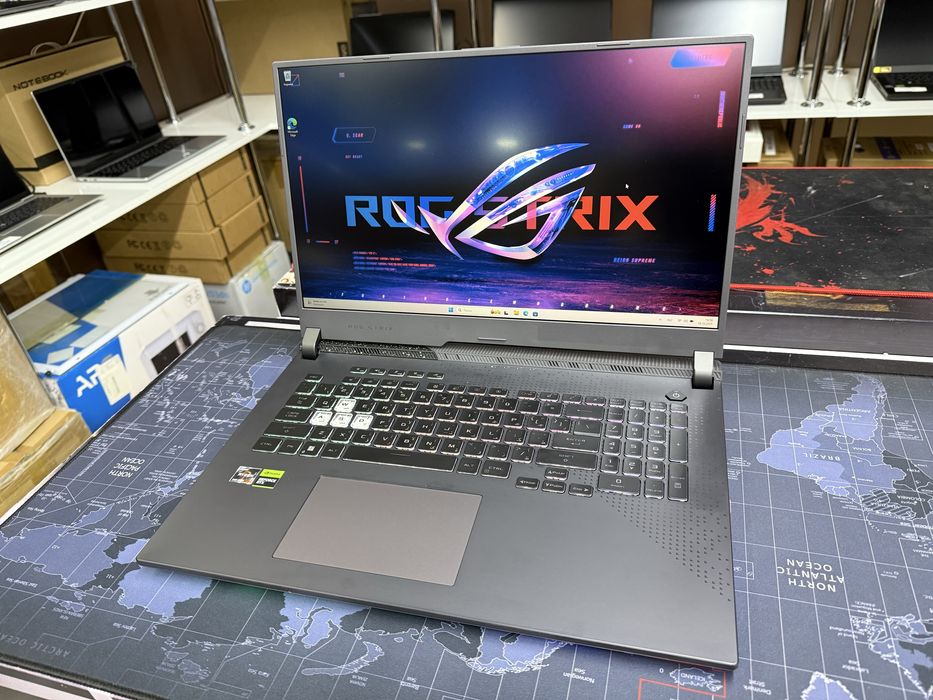 Игровой Asus ROG Strix G17 Ryzen 7-6800HS/16Gb/1TB/RTX3050