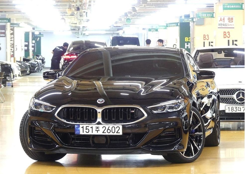BMW 8-Series M850i xDrive Coupe