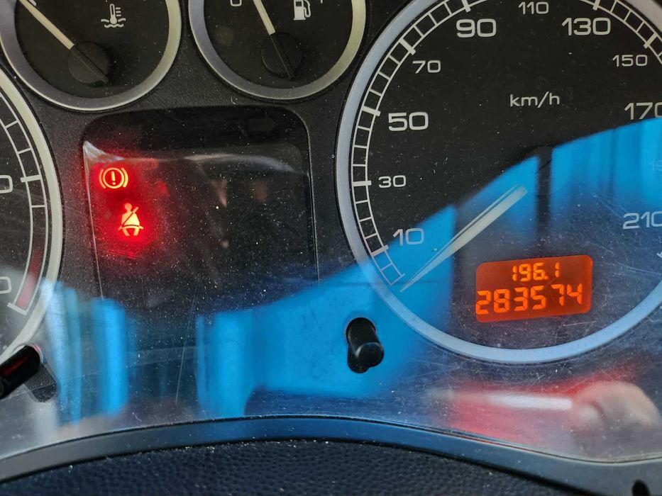 Пежо 307  2.0 дизел 90 коня