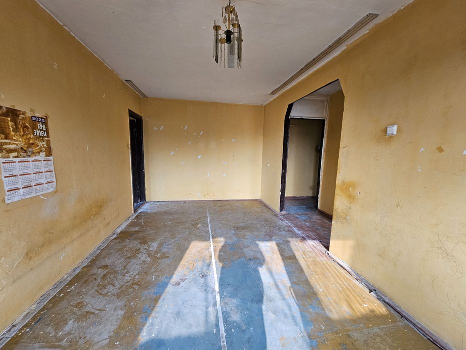 2 хоналик квартира сотилади киргилида