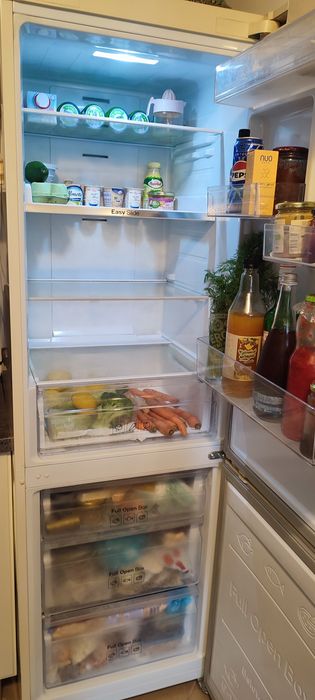 Combina frigorifica Samsung RB31FERNDEF, 310 l, Full No Frost, clasa A