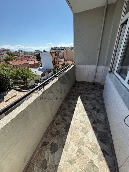 Продава се Двустаен апартамент в Пловдив, Център - 76 кв.м за 3224 €/кв.м - Снимка #10