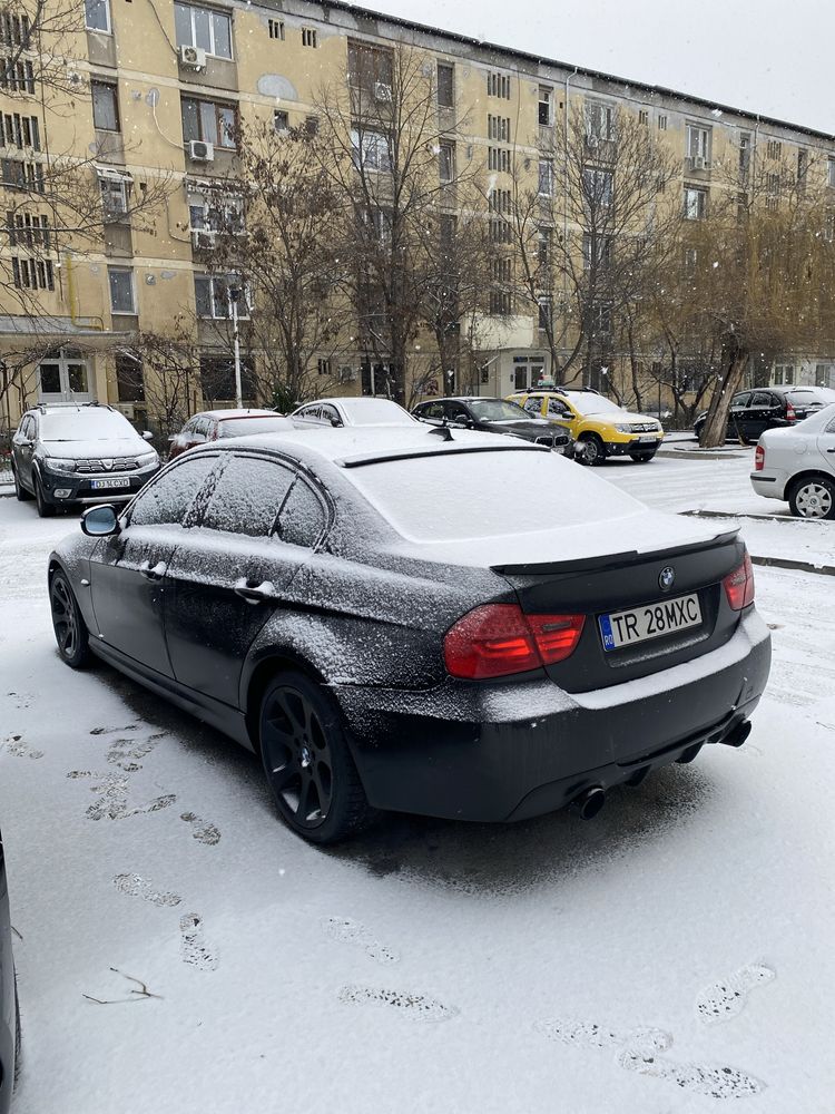 Se vinde bmw e90 LCI