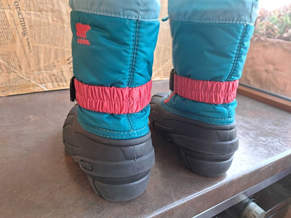 детски ботуши,зимни обувки,боти,апрески,Sorel номер29 за момиче